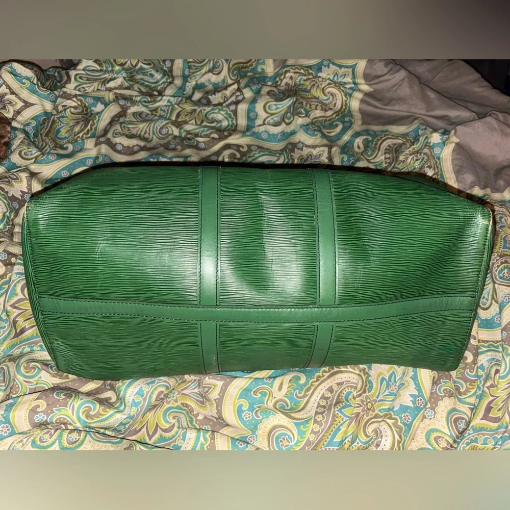 VTG Louis Vuitton Green Borneo Epi Keepall 55 Bundle - Picture 8 of 15